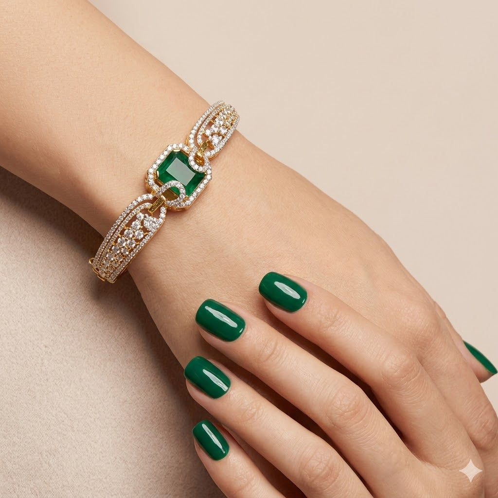 Emerald Grace Bangle – JBB1018BG