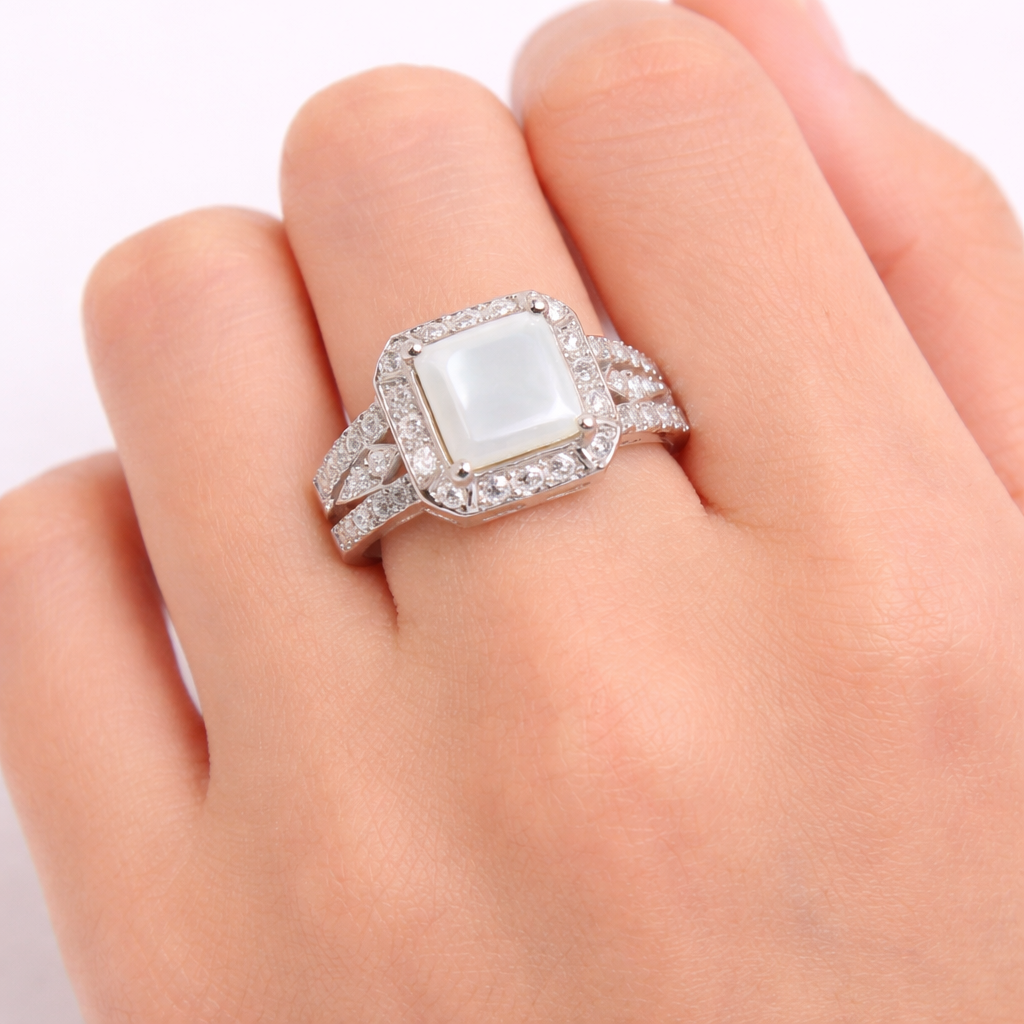 Moonstone Luxe Ring – JBB1003RG