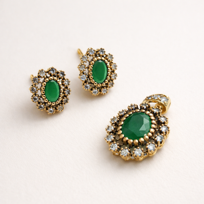Emerald Noor Pendant – JBB1012PD