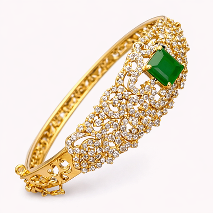 Emerald Elegance Bangle – JBB1016BG