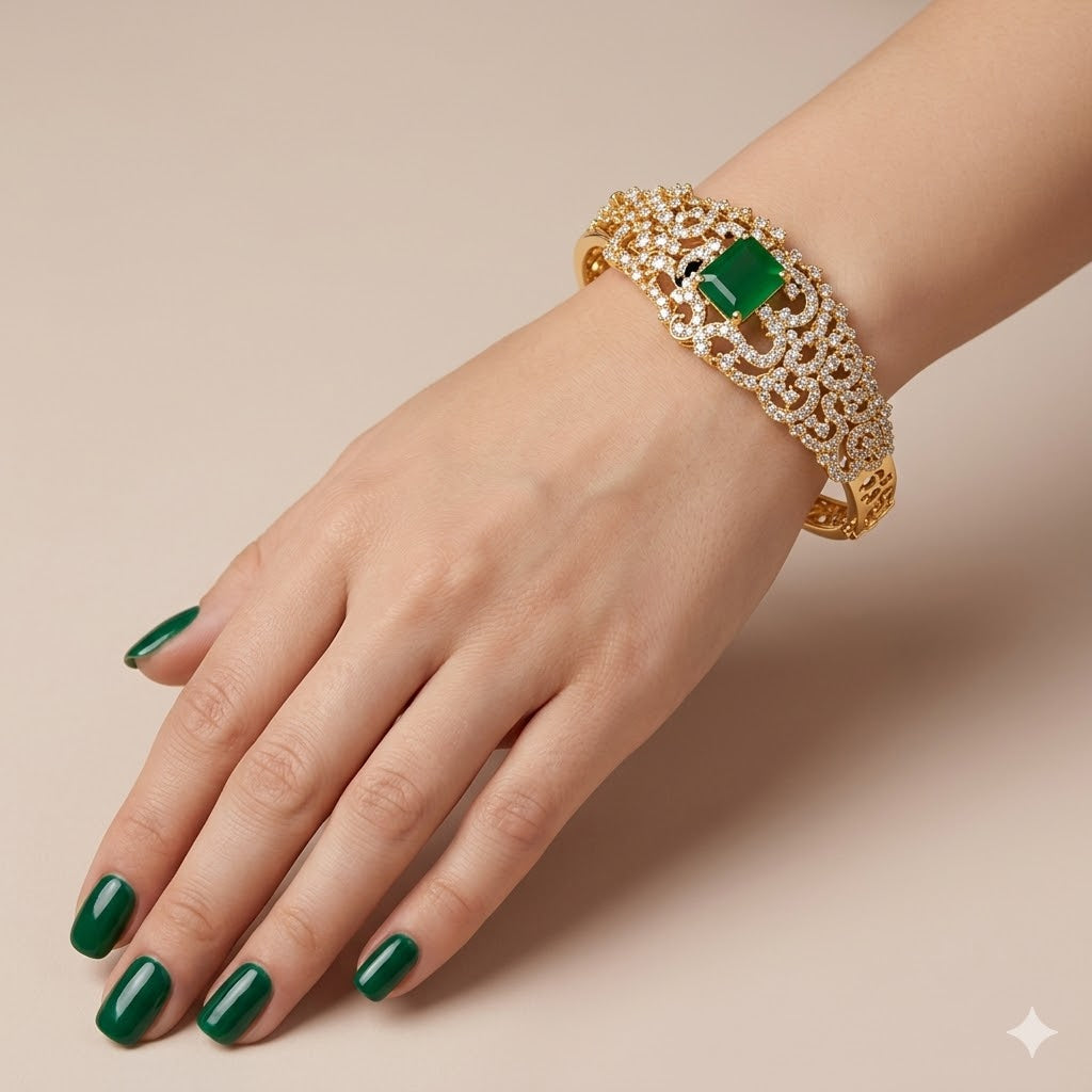 Emerald Elegance Bangle – JBB1016BG