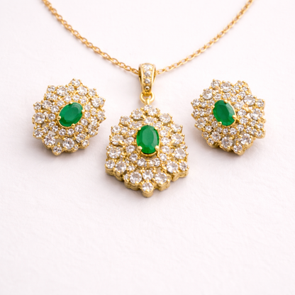 Emerald Royale Pendant – JBB1023PD