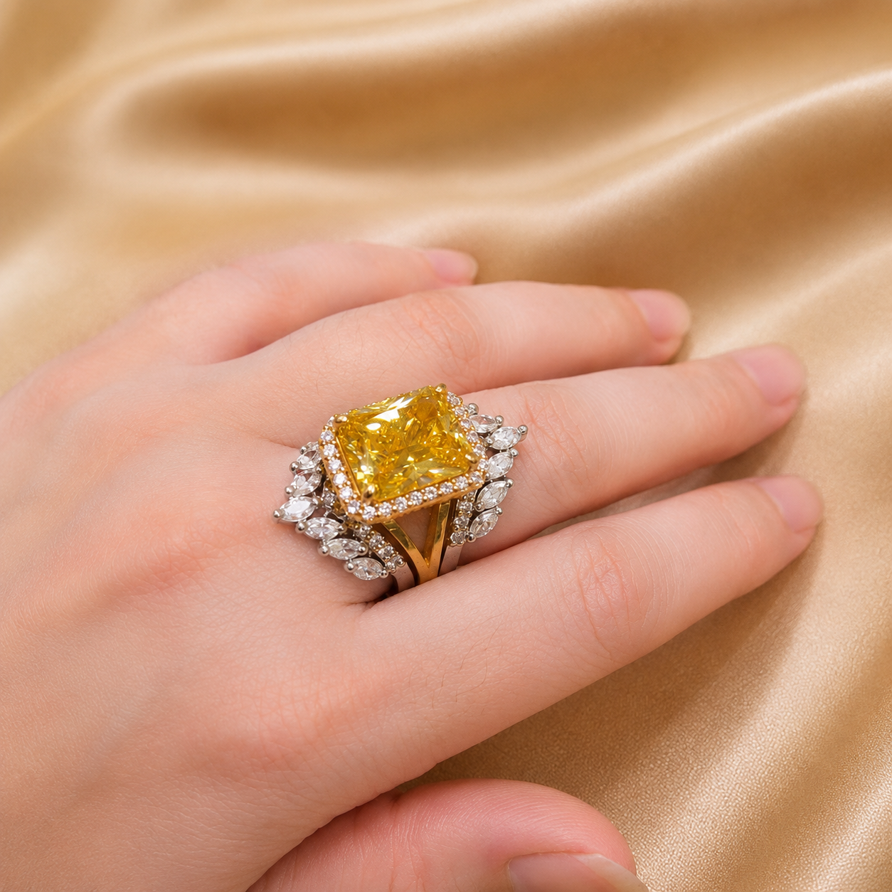 Golden Radiance Statement Ring – JBB1026RG