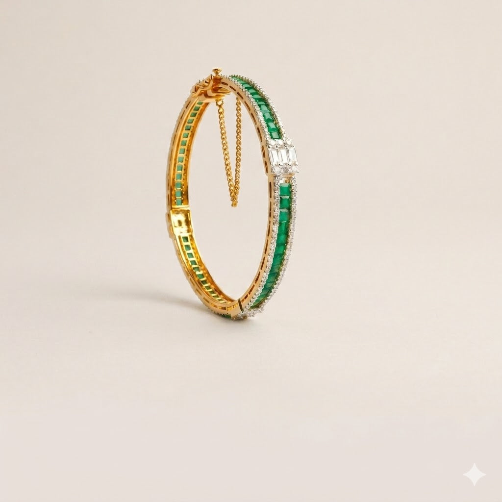 Emerald Elegance Bangle – JBB1031BG
